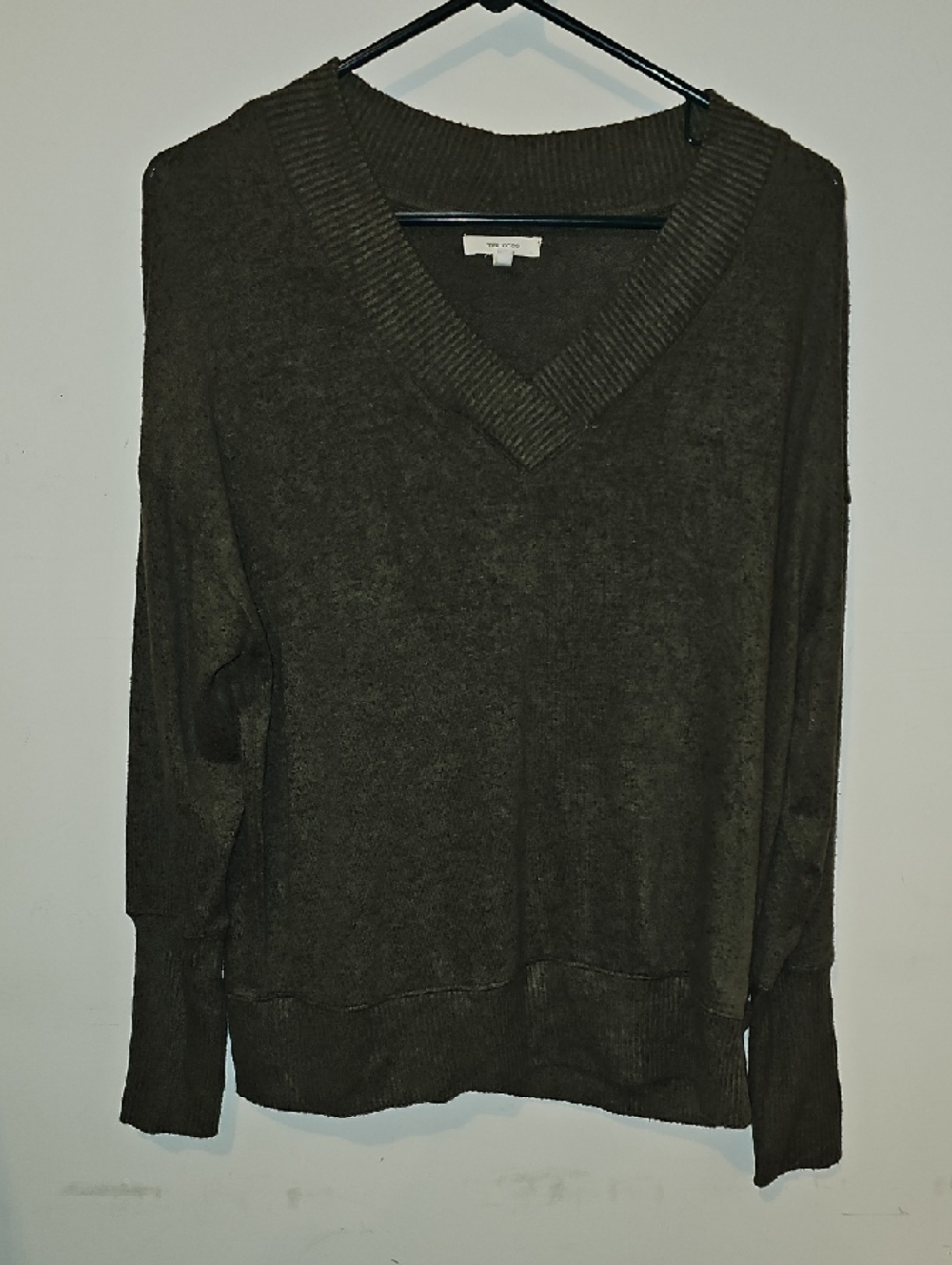 Maurices Womens Long Sleeve Medium Top. Black And Green Heathered Material. Soft
